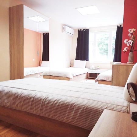 Hostel Roma Warna Zewnętrze zdjęcie