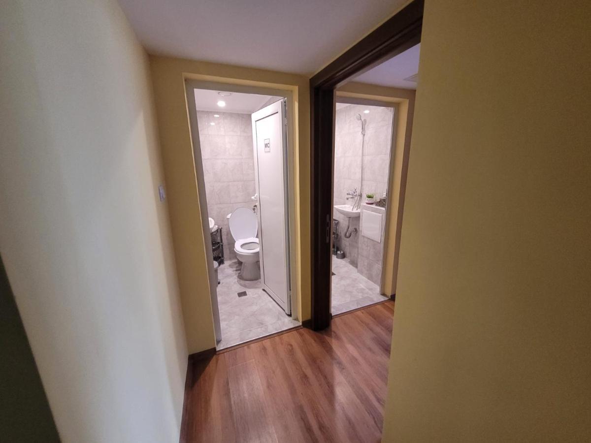Hostel Roma Warna Zewnętrze zdjęcie