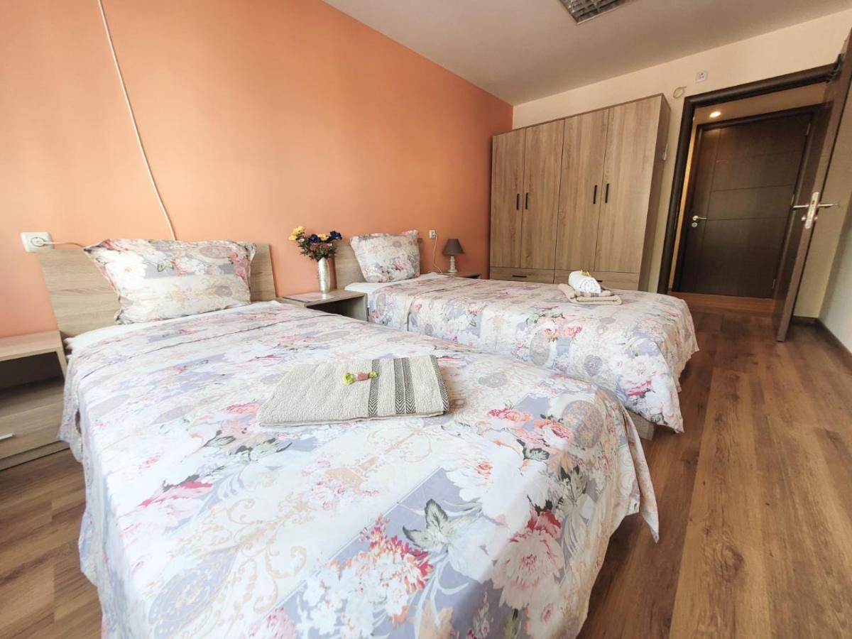Hostel Roma Warna Zewnętrze zdjęcie